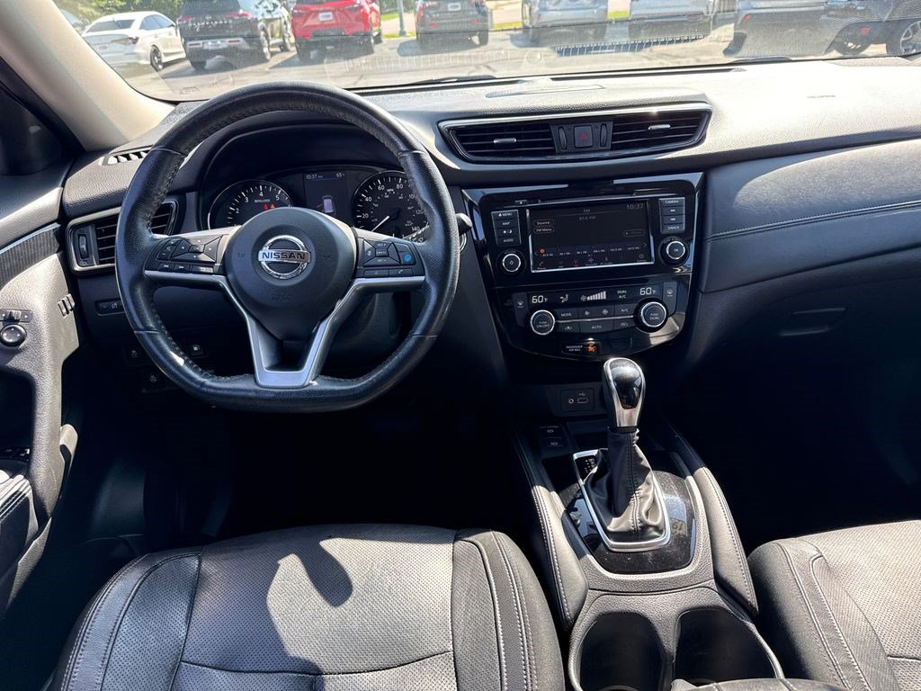 Used 2019 Nissan Rogue SL FWD image 15