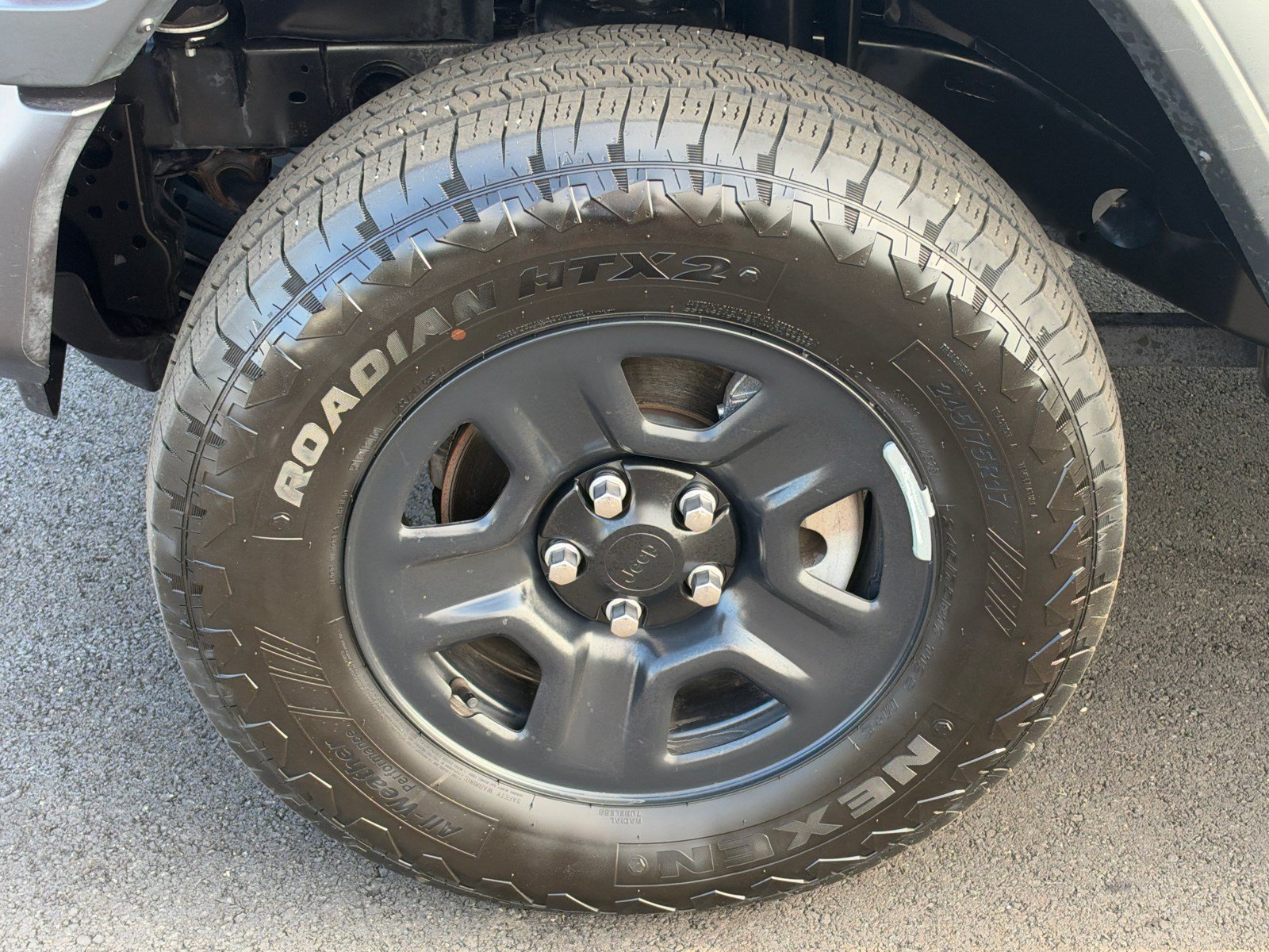 Used 2025 Jeep Wrangler Unlimited Sport AWD/4WD image 11