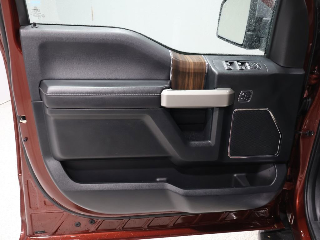 Used 2016 Ford F150 Lariat image 14