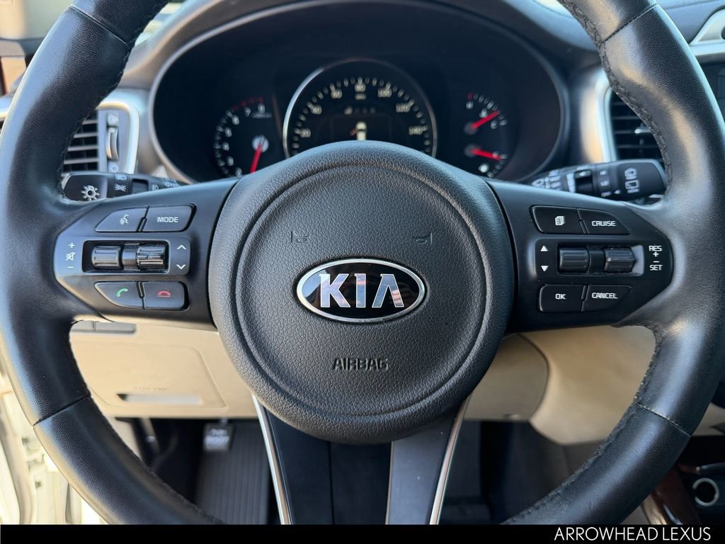 Used 2017 Kia Sorento EX image 30