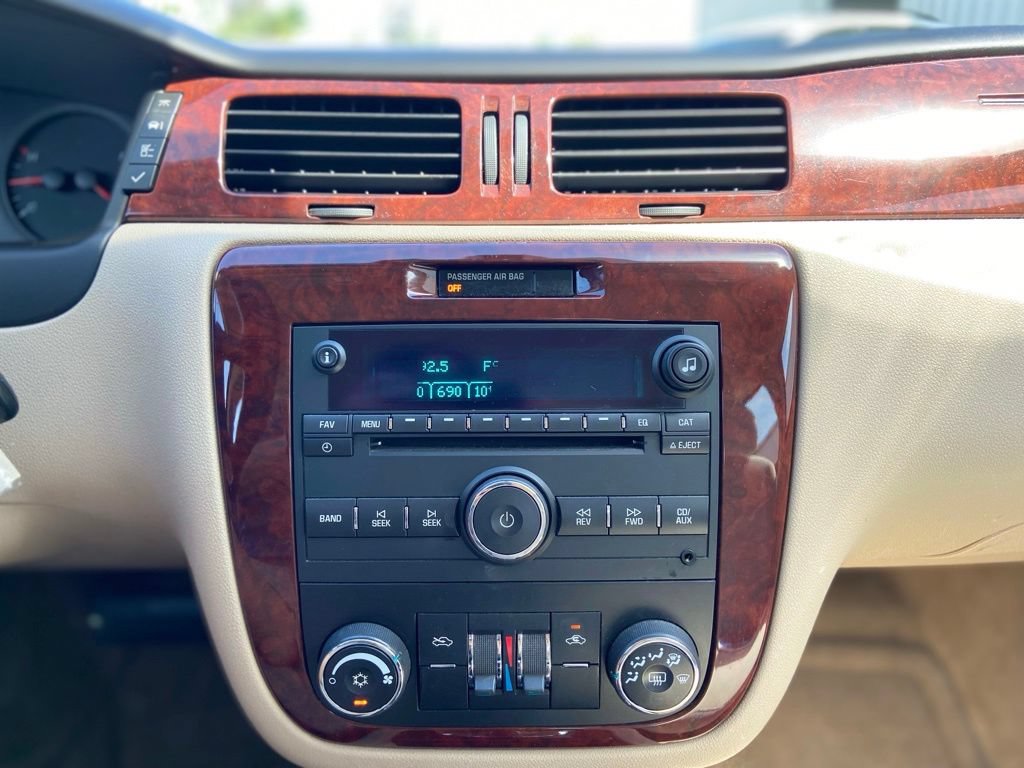Used 2009 Chevrolet Impala LS FWD image 27