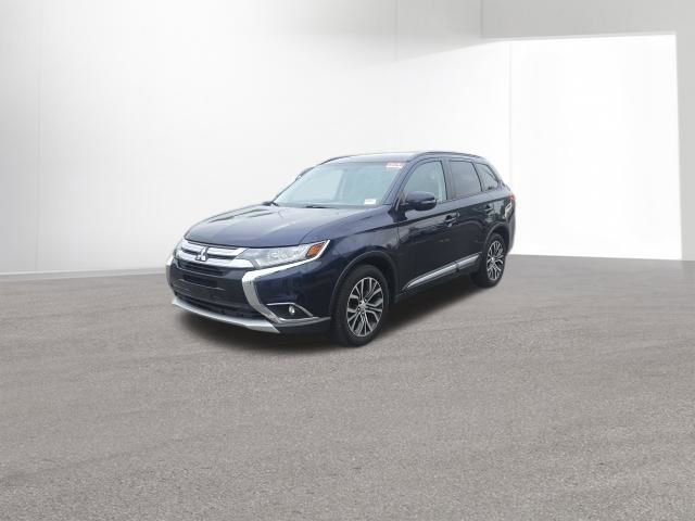 Used 2016 Mitsubishi Outlander SE FWD image 1