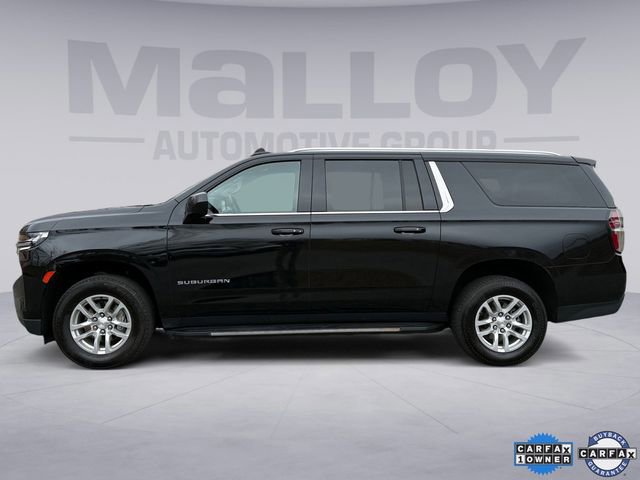 Used 2024 Chevrolet Suburban LT image 2