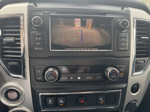 Used 2019 Nissan Titan SV w/ SV Convenience Package image 15