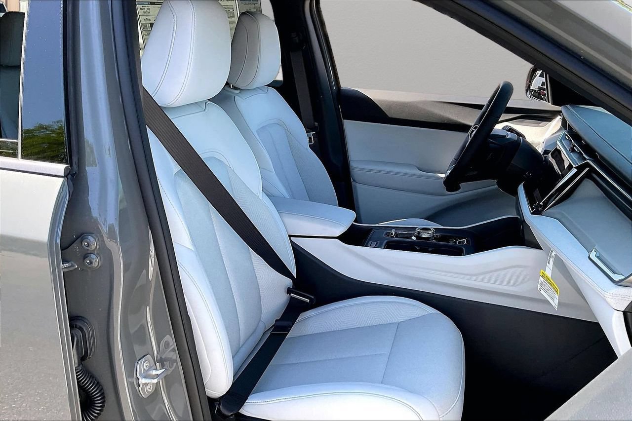 New 2026 Jeep Cherokee Laredo AWD/4WD image 19