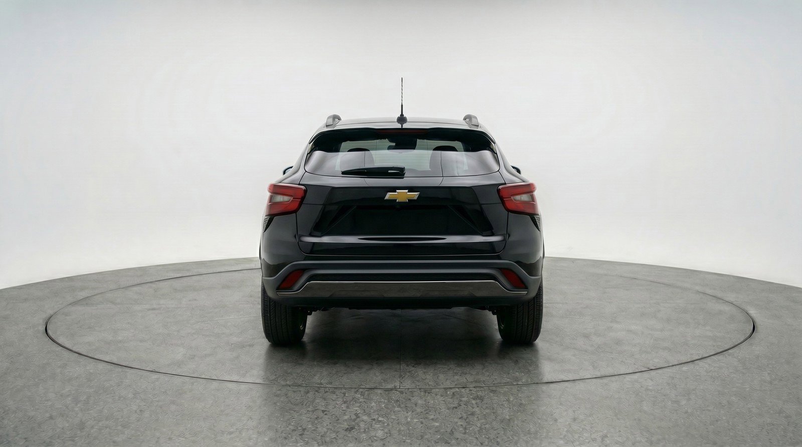 Used 2025 Chevrolet Trax LT FWD image 7