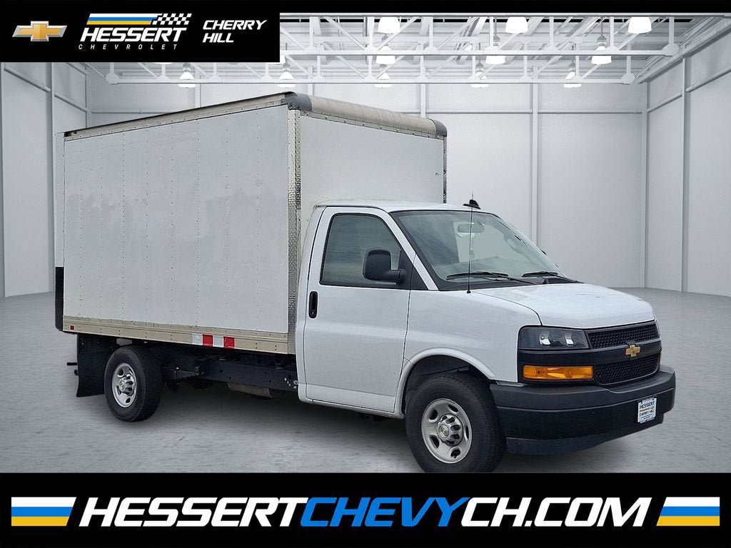 Used 2025 Chevrolet Express 3500 w/ Power Convenience Package