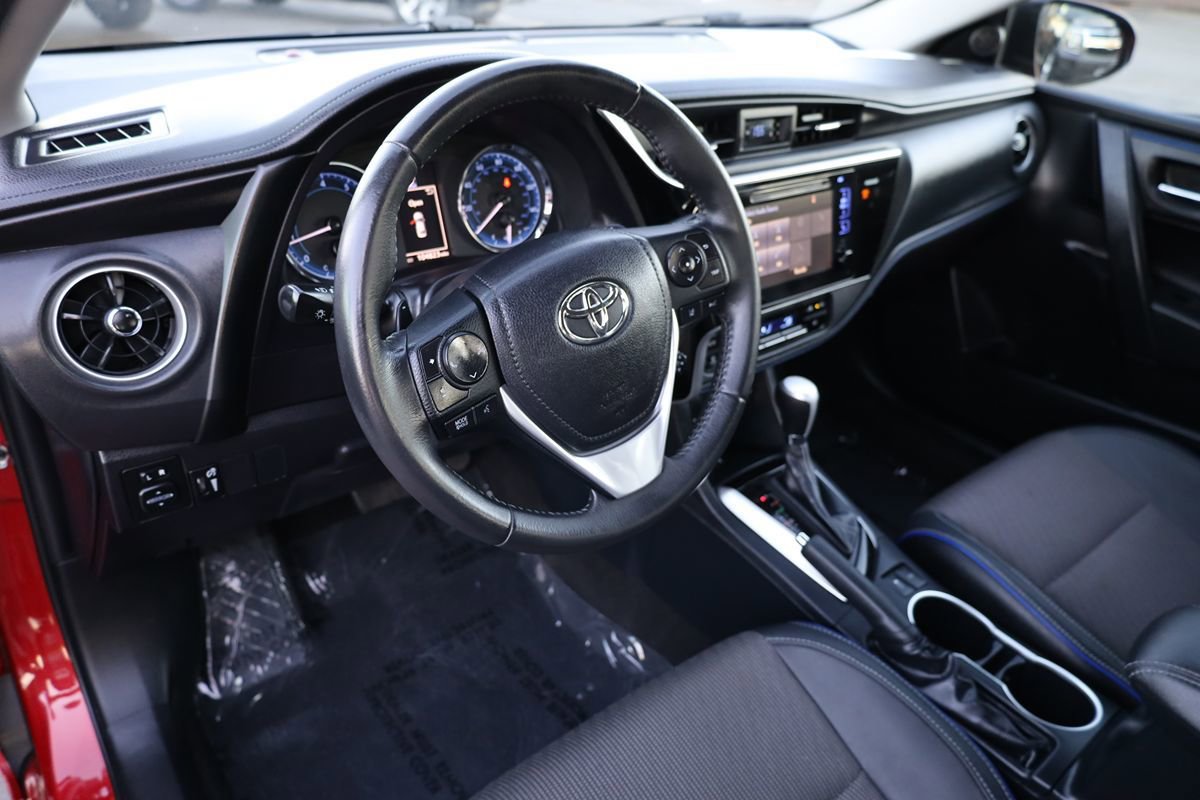 Used 2017 Toyota Corolla SE FWD image 20