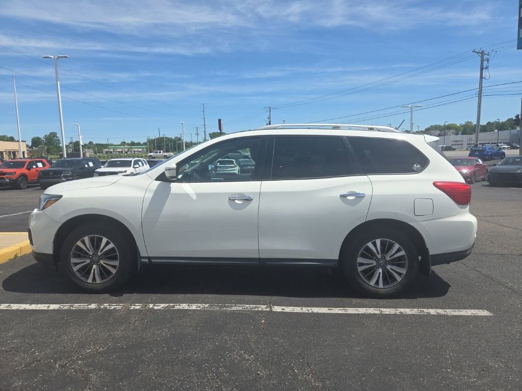 Used 2018 Nissan Pathfinder S AWD/4WD image 8