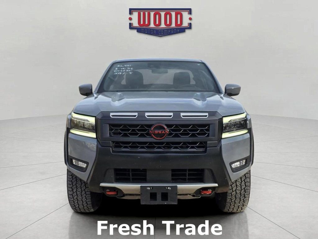 Used 2025 Nissan Frontier PRO-4X image 2