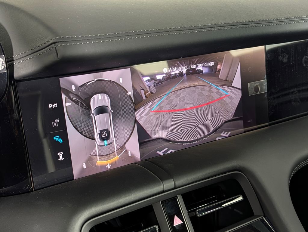 New 2026 Porsche Taycan image 32