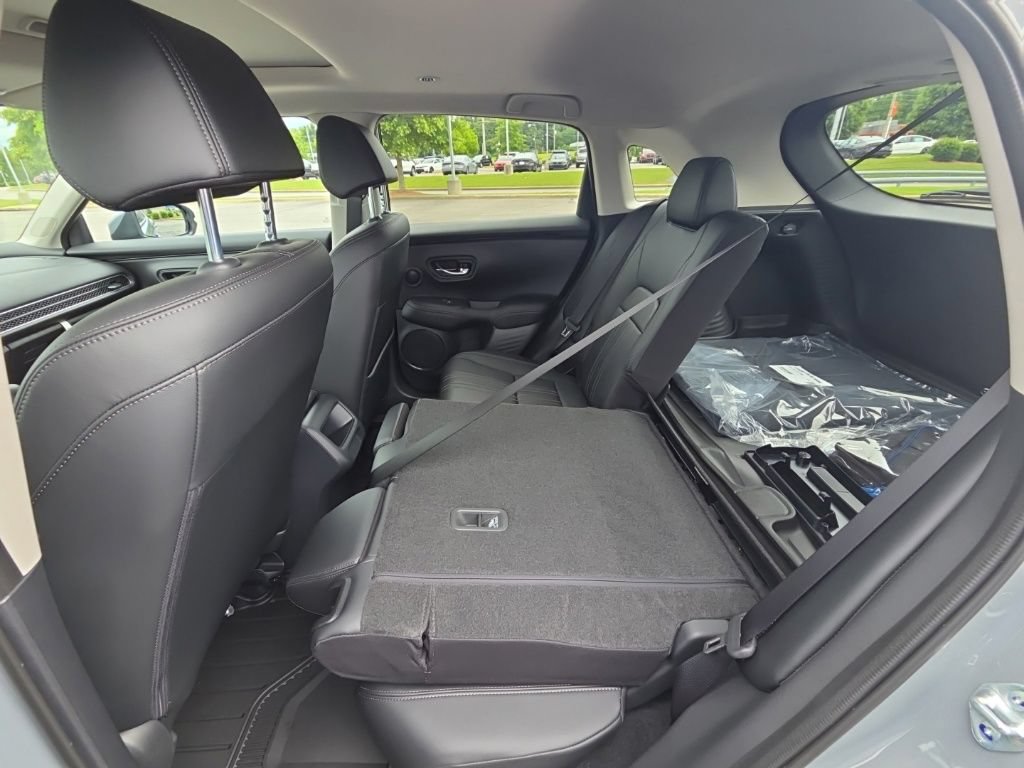 New 2027 Honda HR-V EX-L image 13