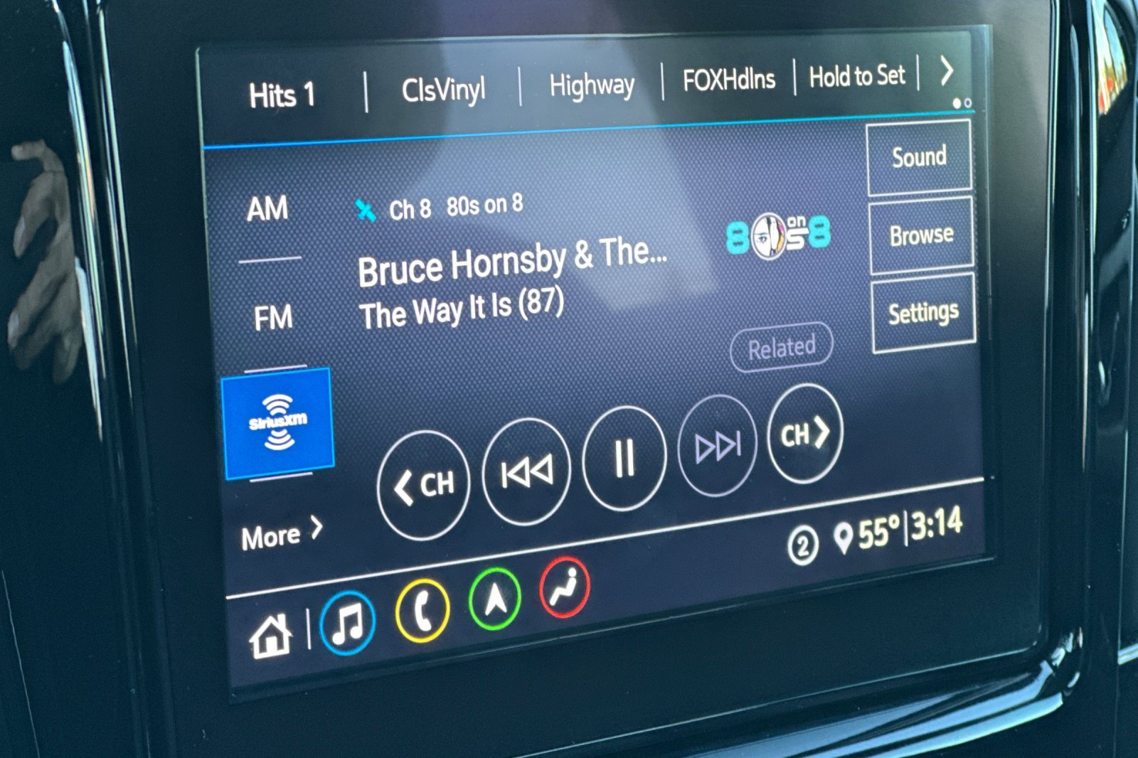 Used 2020 Chevrolet Traverse RS image 27