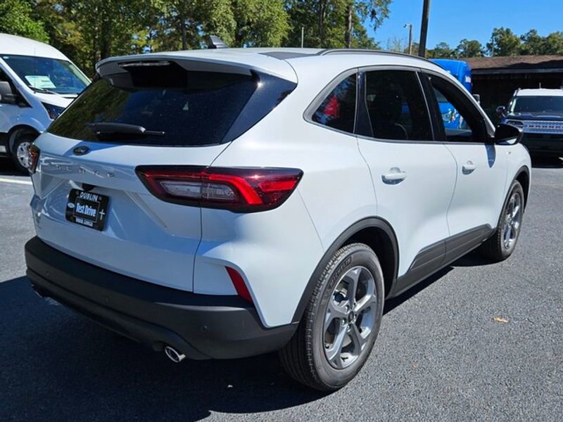 New 2026 Ford Escape ST-Line image 14