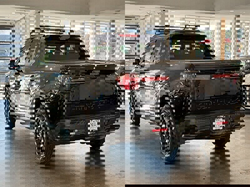 Used 2023 Hyundai Santa Cruz Limited image 4