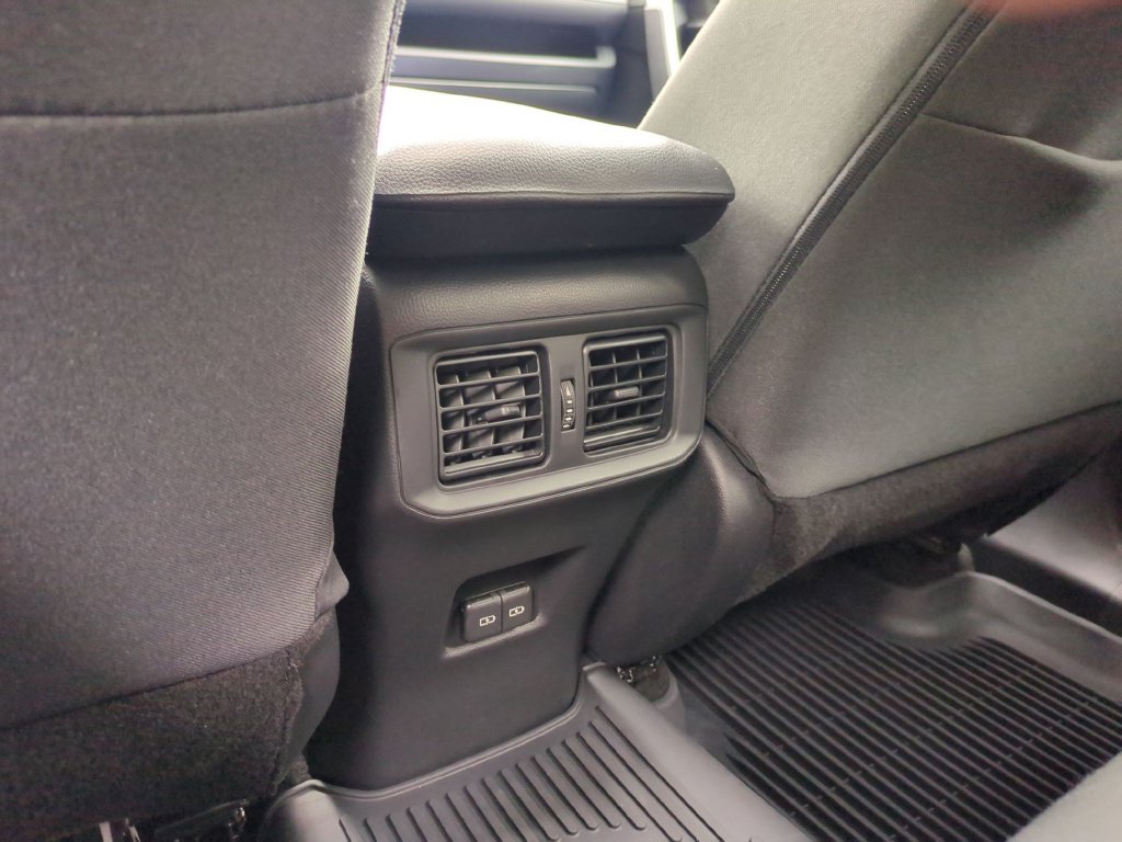 Used 2024 Toyota RAV4 XLE w/ Convenience Package FWD image 33