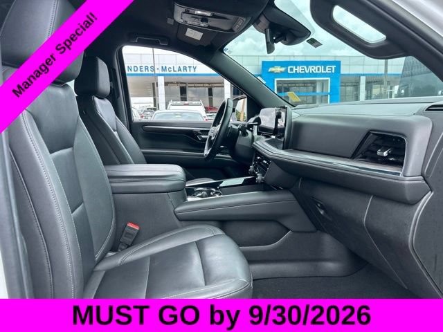 Used 2025 Chevrolet Suburban Z71 AWD/4WD image 33