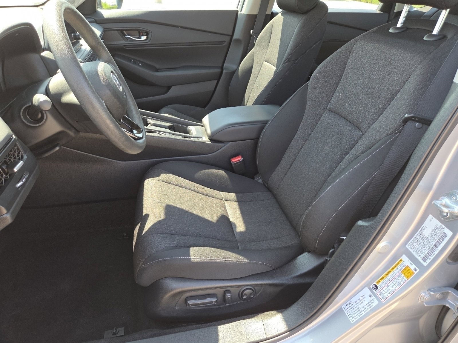 Used 2024 Honda Accord EX image 23