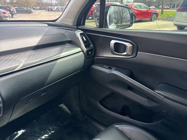 Used 2022 Kia Sorento S w/ Panoramic Sunroof Package image 28