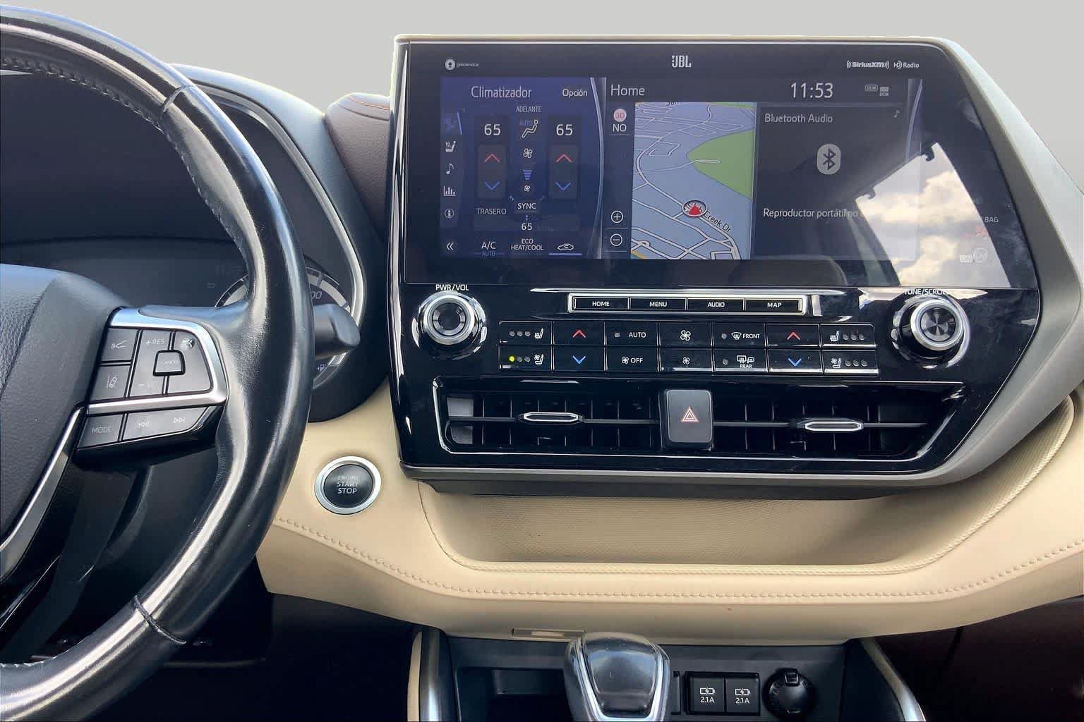 Used 2020 Toyota Highlander Limited FWD image 7