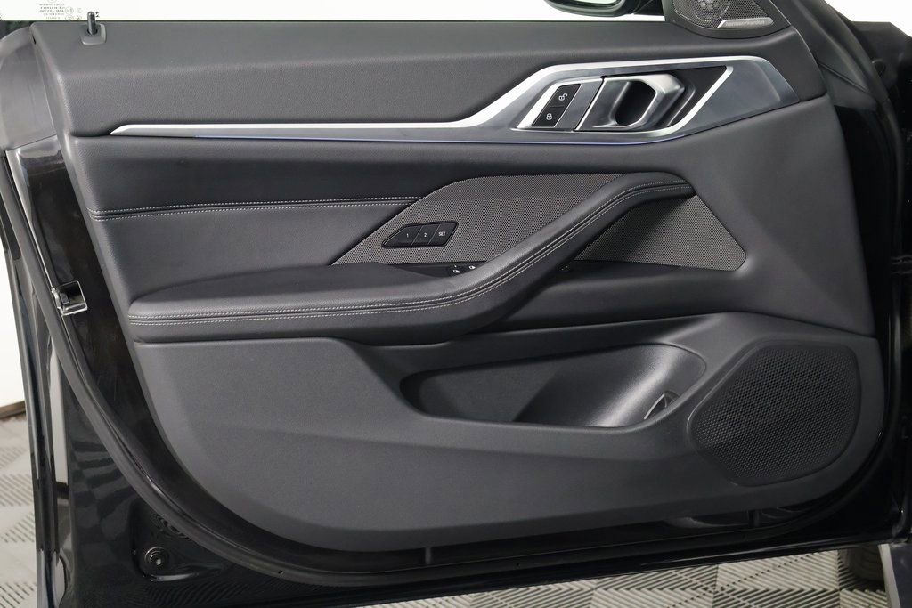Used 2023 BMW i4 eDrive35 image 12