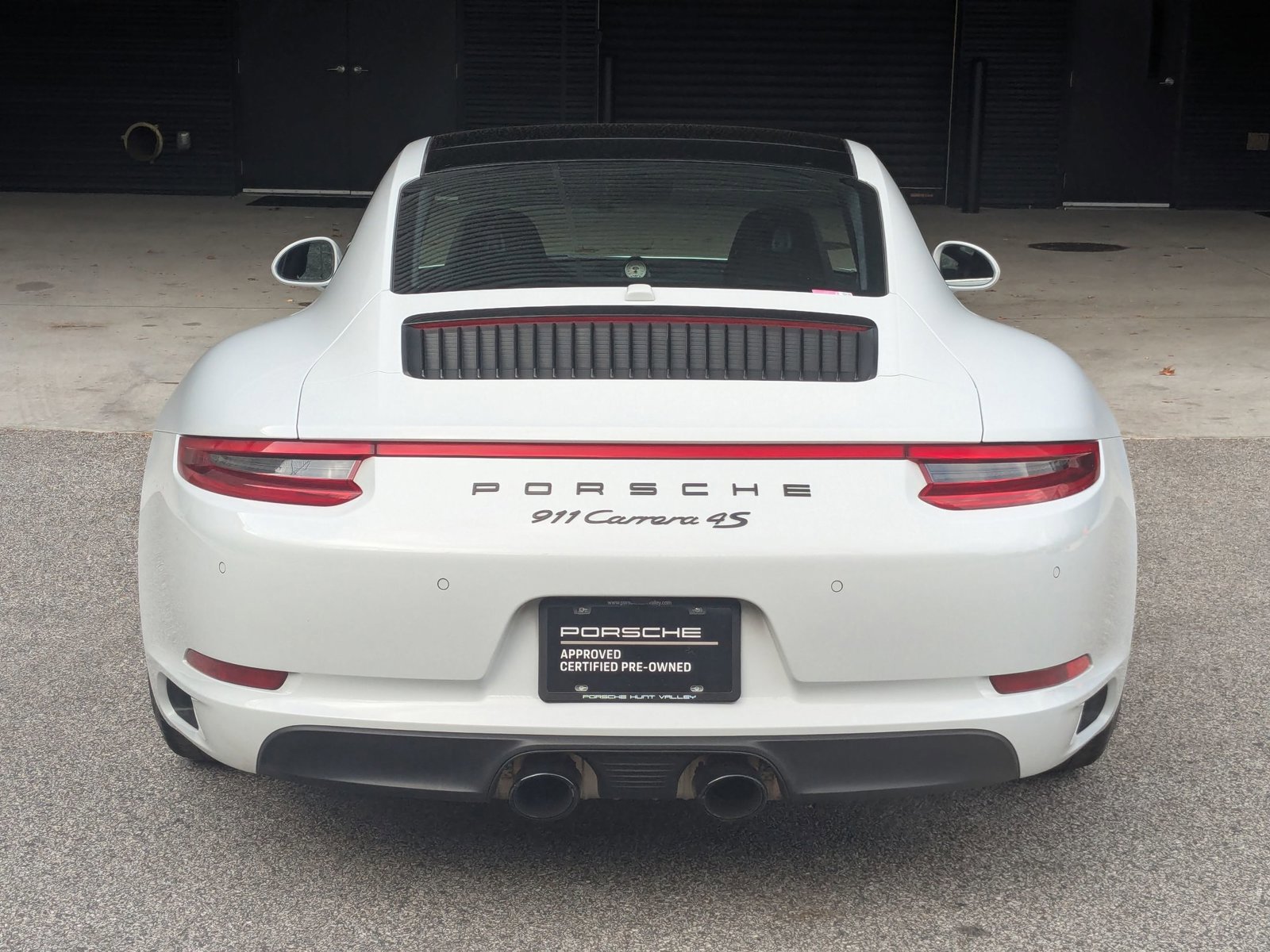 Used 2017 Porsche 911 Carrera 4S image 10