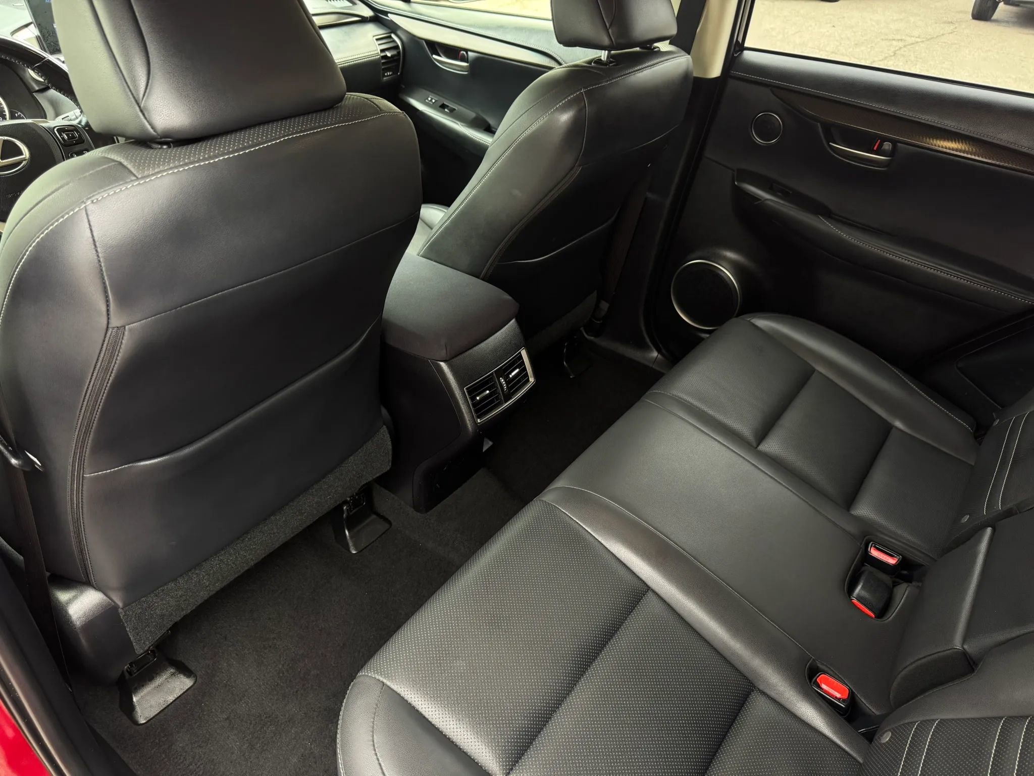 Used 2015 Lexus NX 200t FWD w/ Premium Package image 16