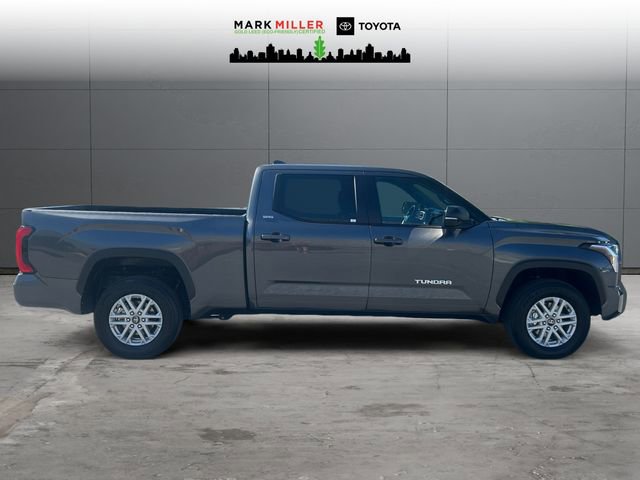 Used 2025 Toyota Tundra SR5 w/ SR5 Premium Package AWD/4WD image 6