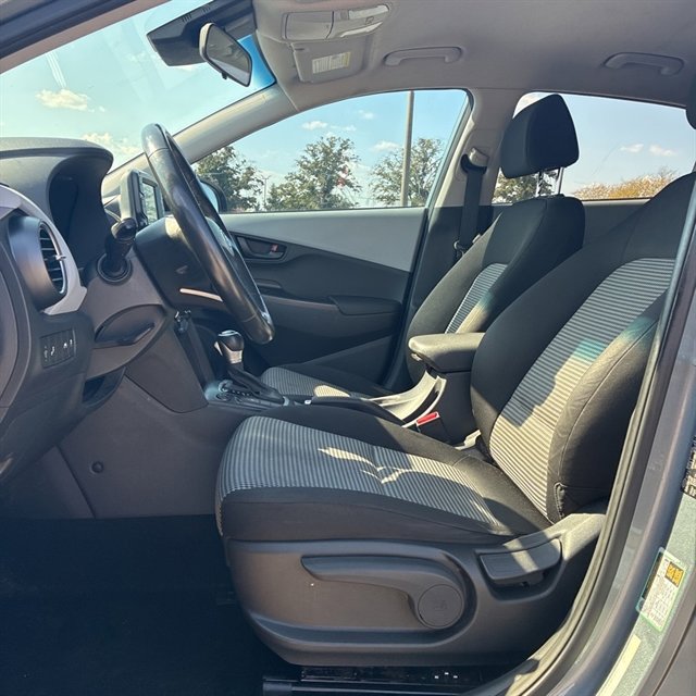 Used 2020 Hyundai Kona SEL image 4