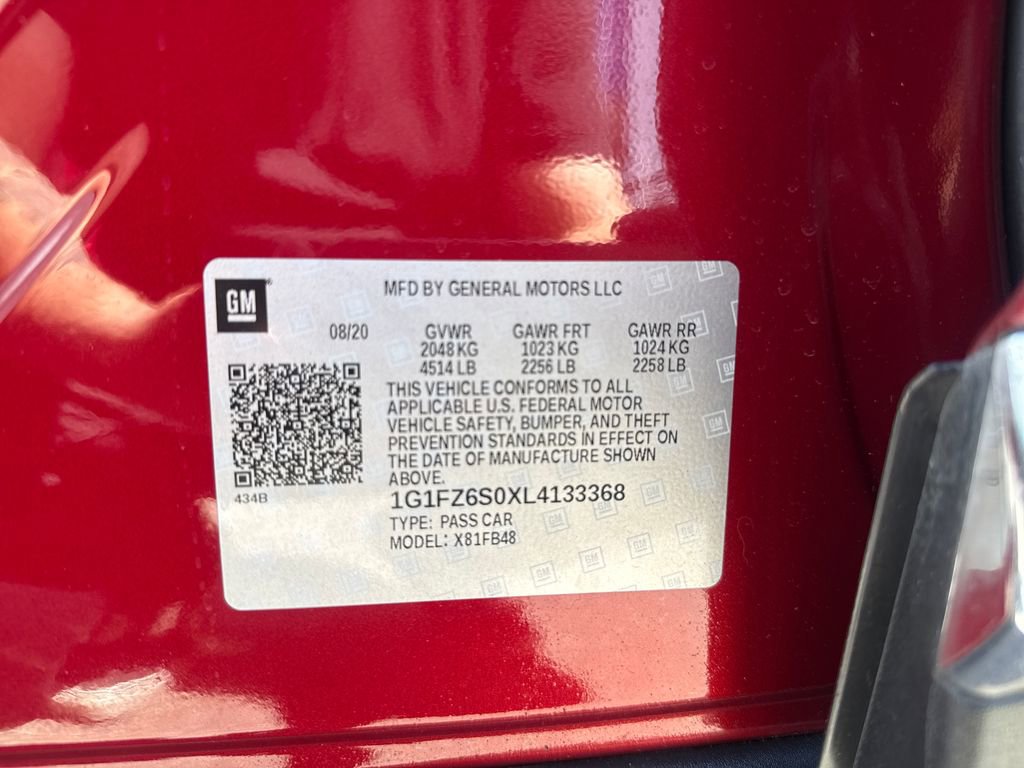 Used 2020 Chevrolet Bolt Premier w/ Infotainment Package image 29