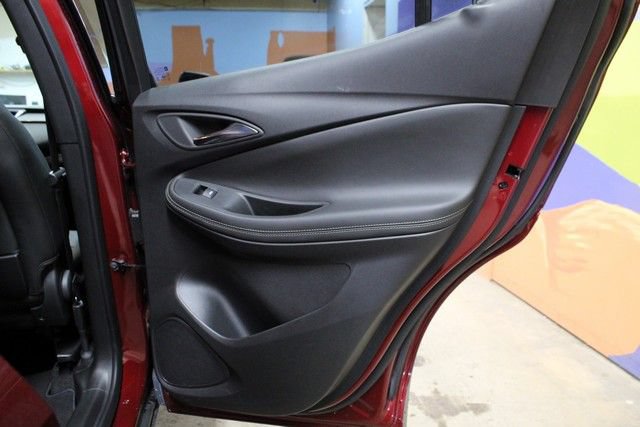 Used 2023 Buick Encore GX Essence FWD image 12