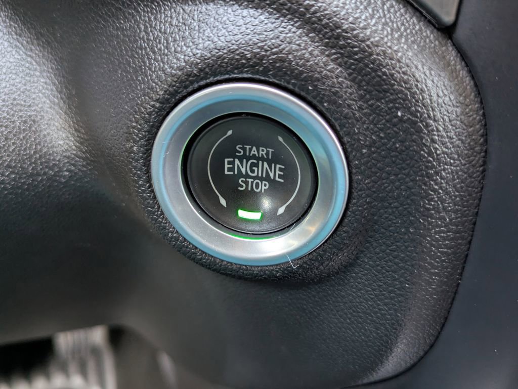 Used 2022 GMC Sierra 2500 Denali w/ Denali Ultimate Package AWD/4WD image 30