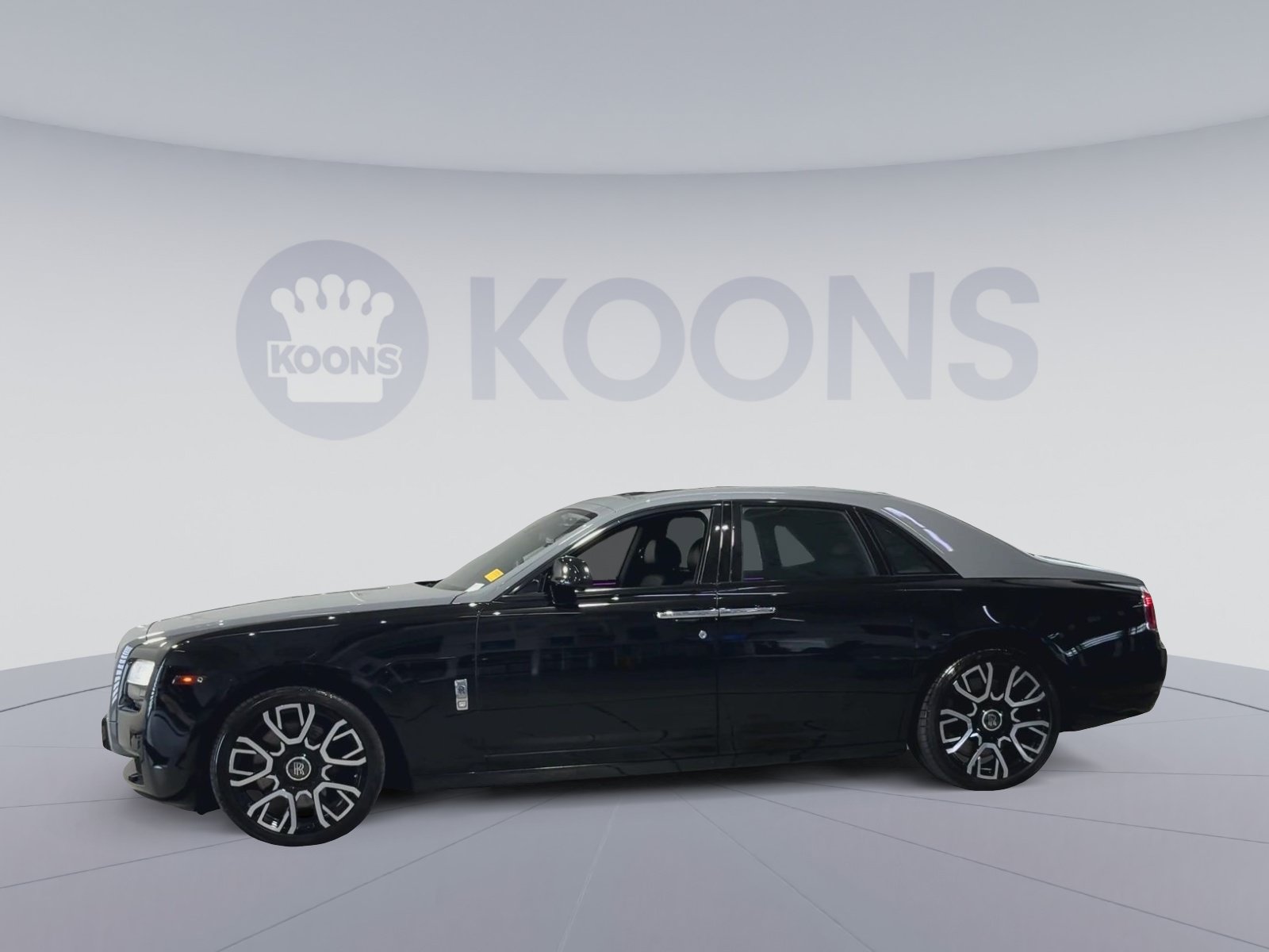 Used 2013 Rolls-Royce Ghost RWD image 7