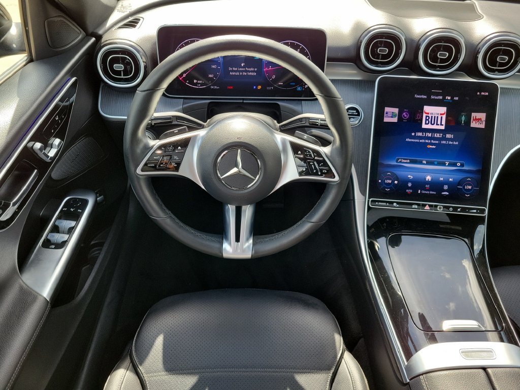 Used 2025 Mercedes-Benz C 300 4MATIC Sedan image 16