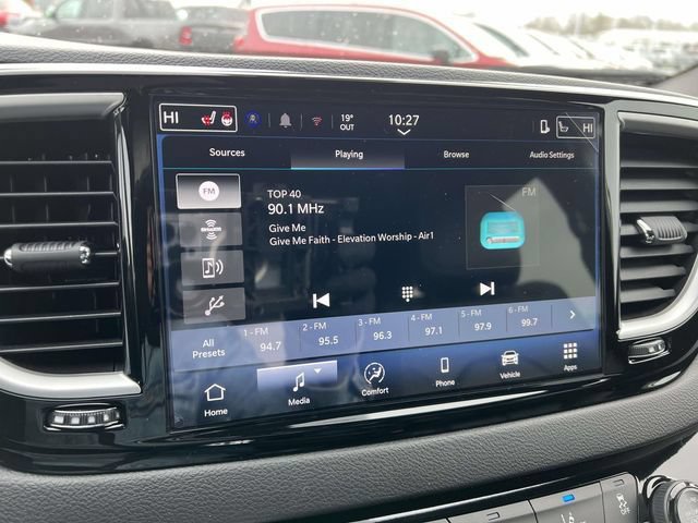 New 2026 Chrysler Voyager LX FWD image 18