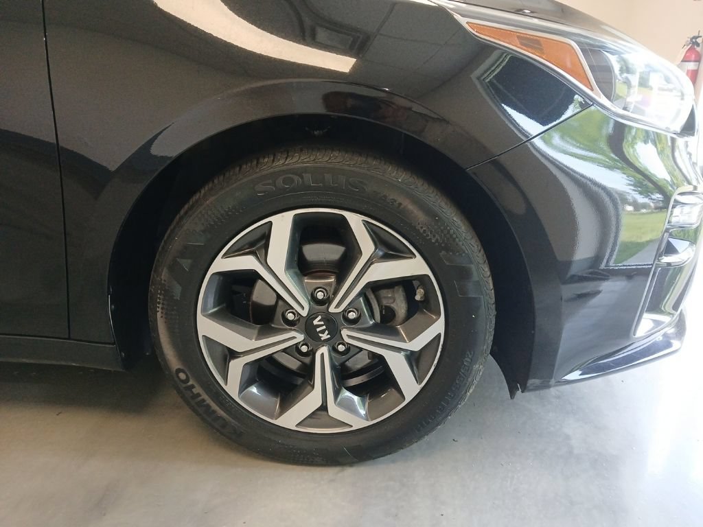 Used 2019 Kia Forte LXS FWD image 7
