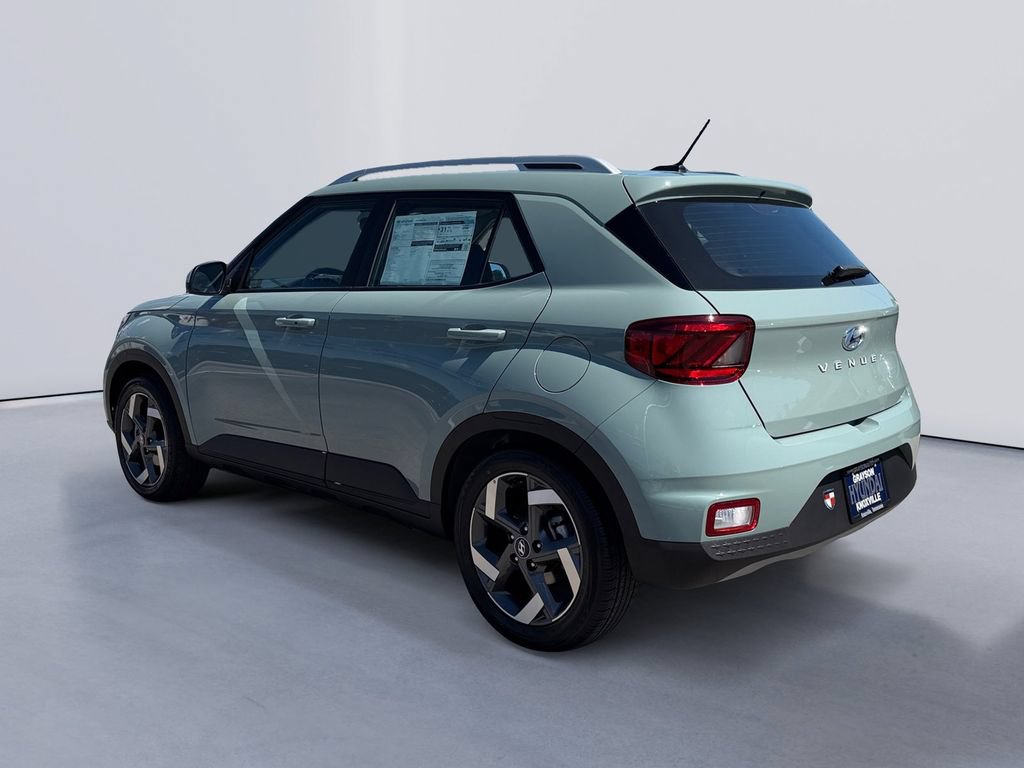New 2026 Hyundai Venue SEL FWD image 5