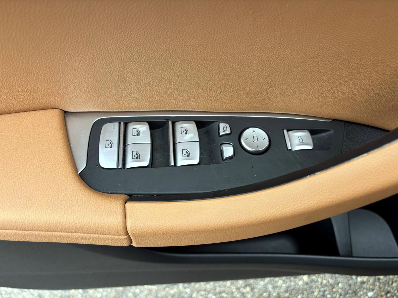 Used 2024 BMW X3 xDrive30i w/ Convenience Package image 13