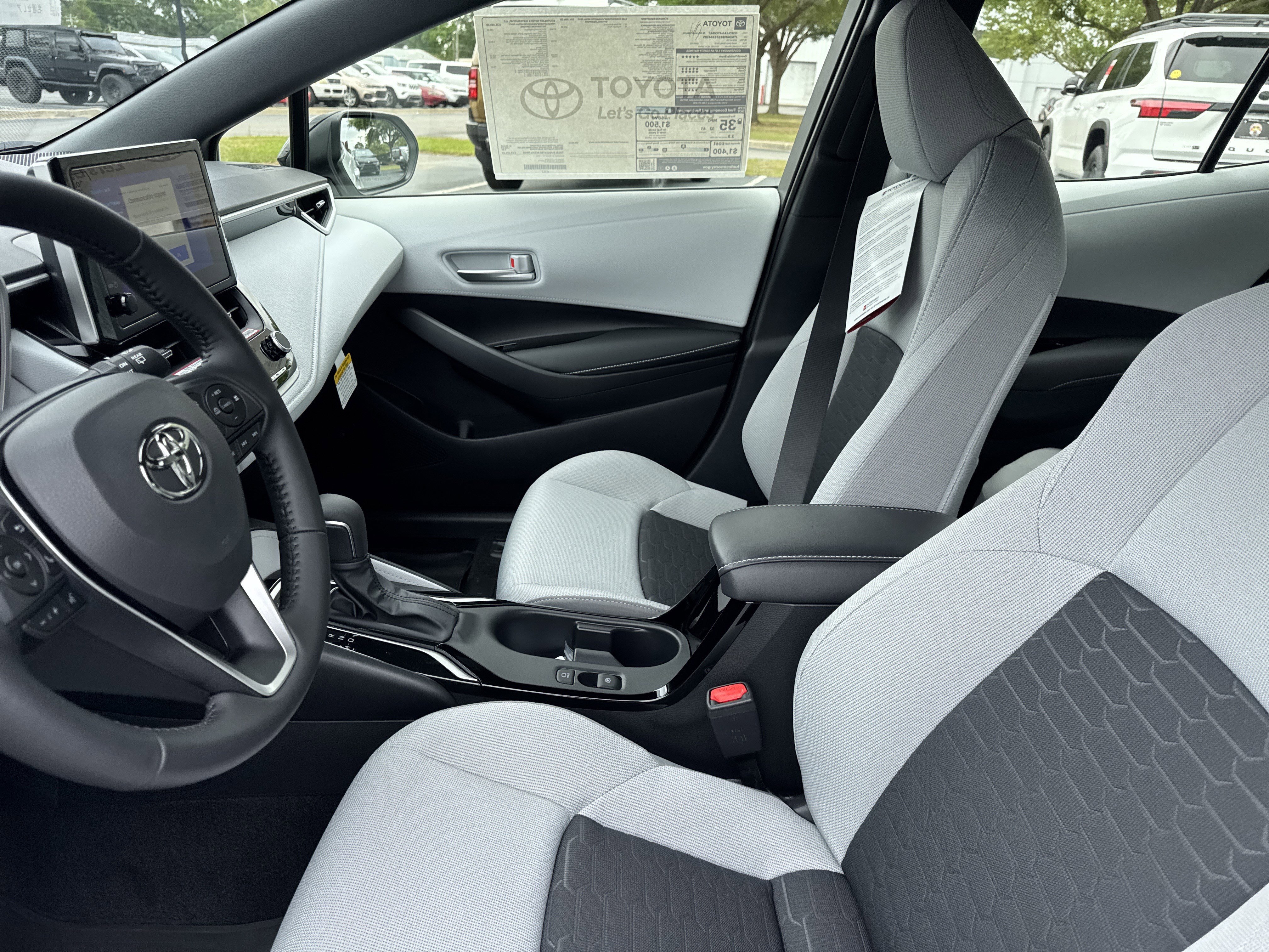 New 2026 Toyota Corolla SE FWD image 13