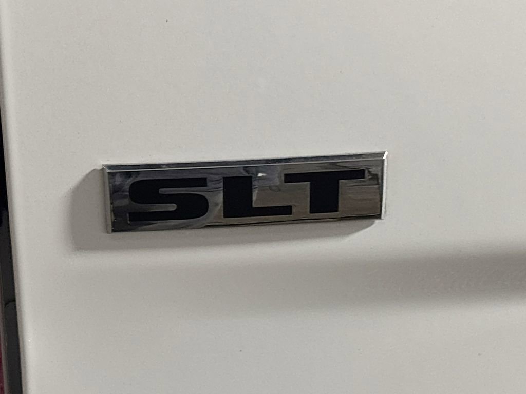 Used 2024 RAM 1500 Classic SLT image 23