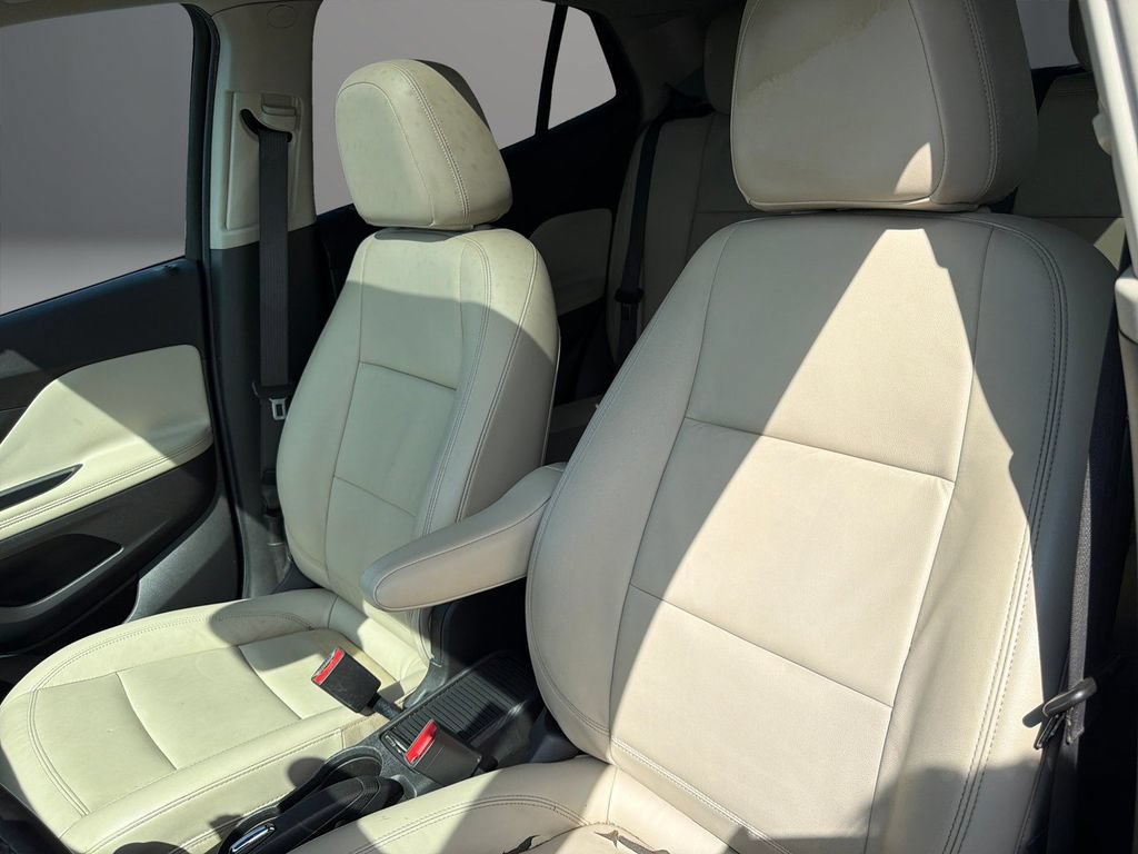 Certified 2019 Buick Encore Essence FWD image 14