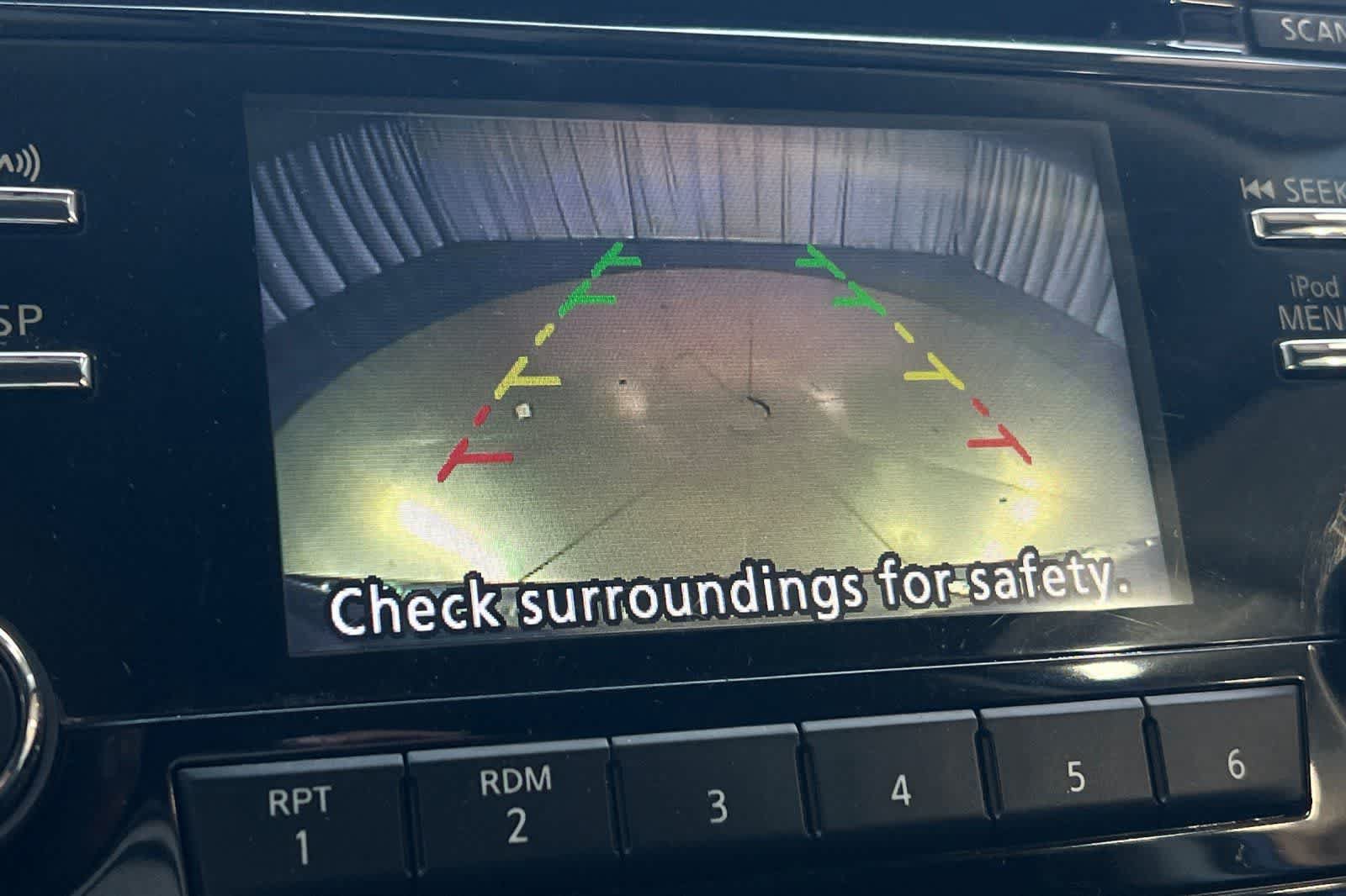 Used 2017 Nissan Rogue SV FWD image 20