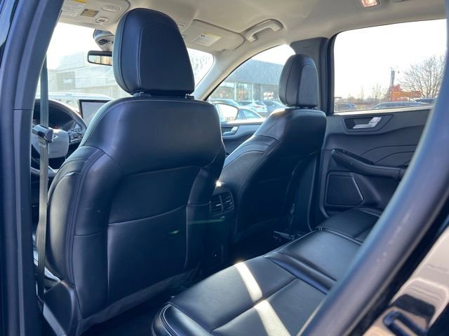 Used 2024 Ford Escape Platinum image 13