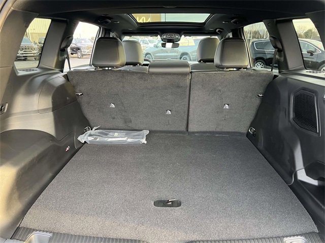 New 2026 Jeep Cherokee Overland image 7