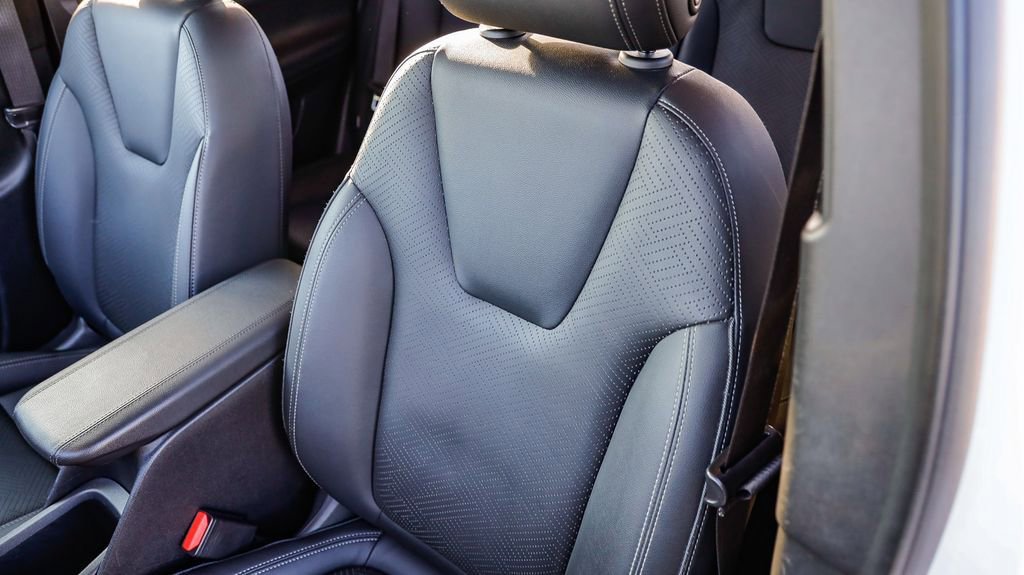 Used 2023 Buick Encore GX Essence w/ Experience Buick Package image 30