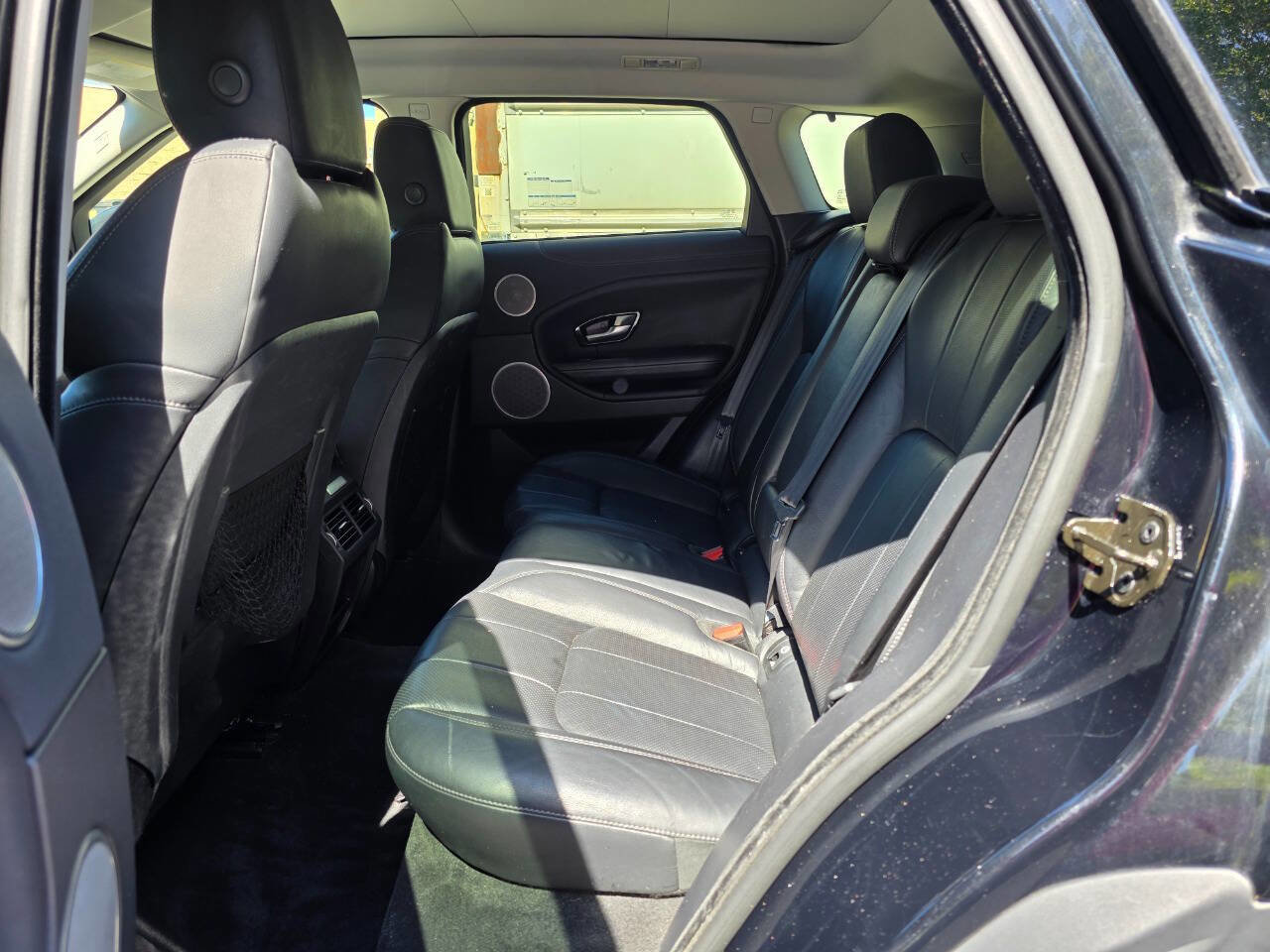 Used 2018 Land Rover Range Rover Evoque SE Premium AWD/4WD image 31