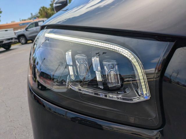 Used 2023 Mercedes-Benz GLS 450 4MATIC image 10