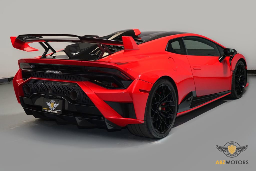 Used 2023 Lamborghini Huracan STO image 6