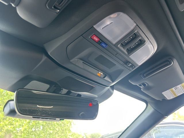 Used 2025 Subaru Crosstrek 2.5i Sport image 13