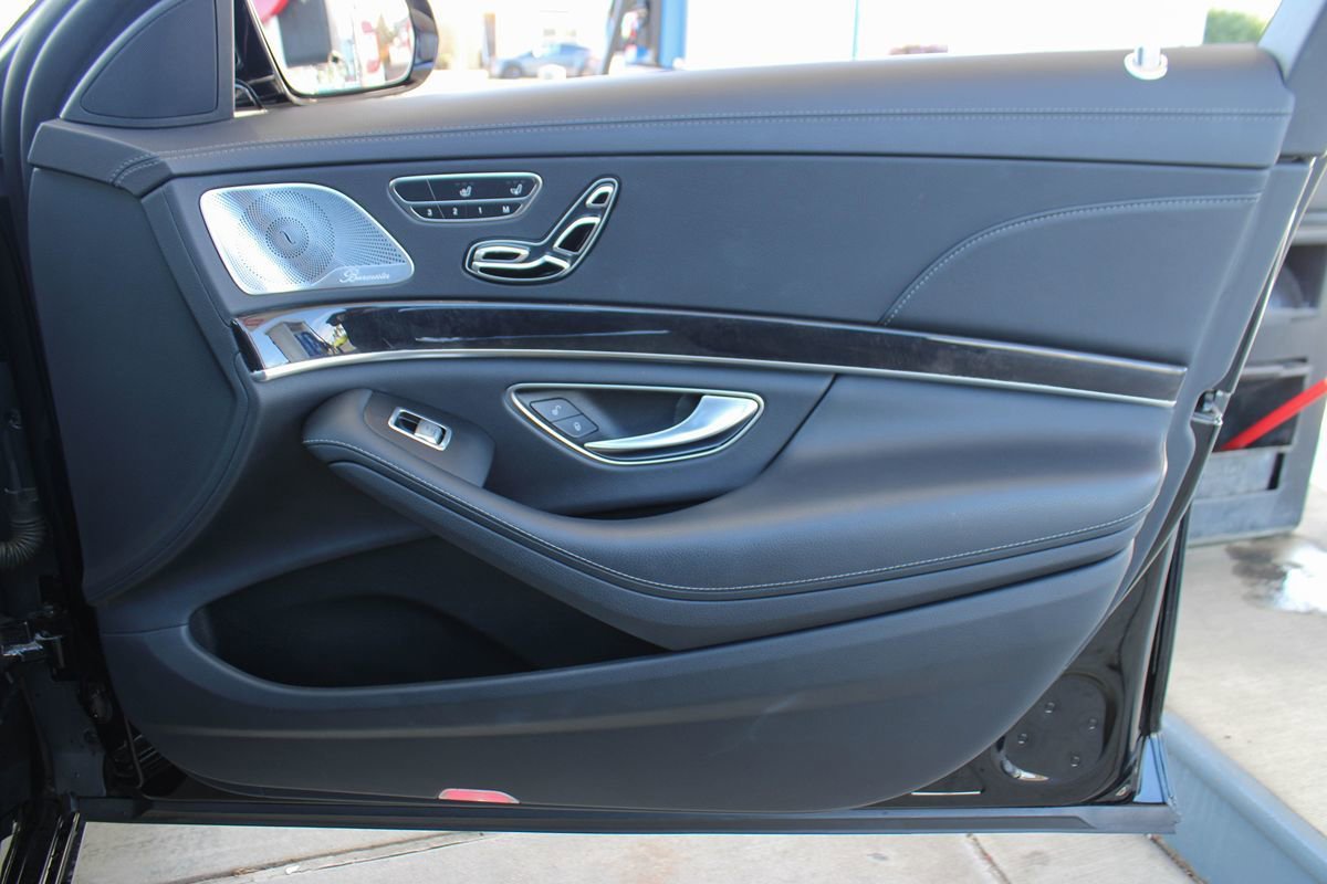Used 2020 Mercedes-Benz S 450 4MATIC Sedan w/ Premium Package image 40